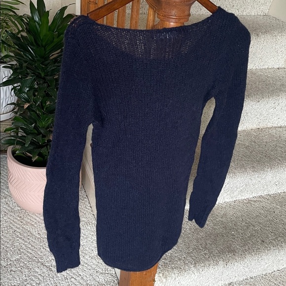 Brandy Melville Wool Mohair Crew Neck Sweater - Picture 4 of 11